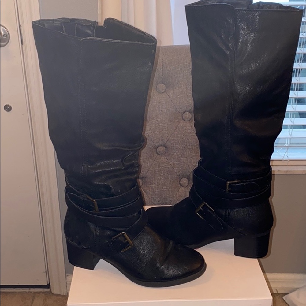 Black boots